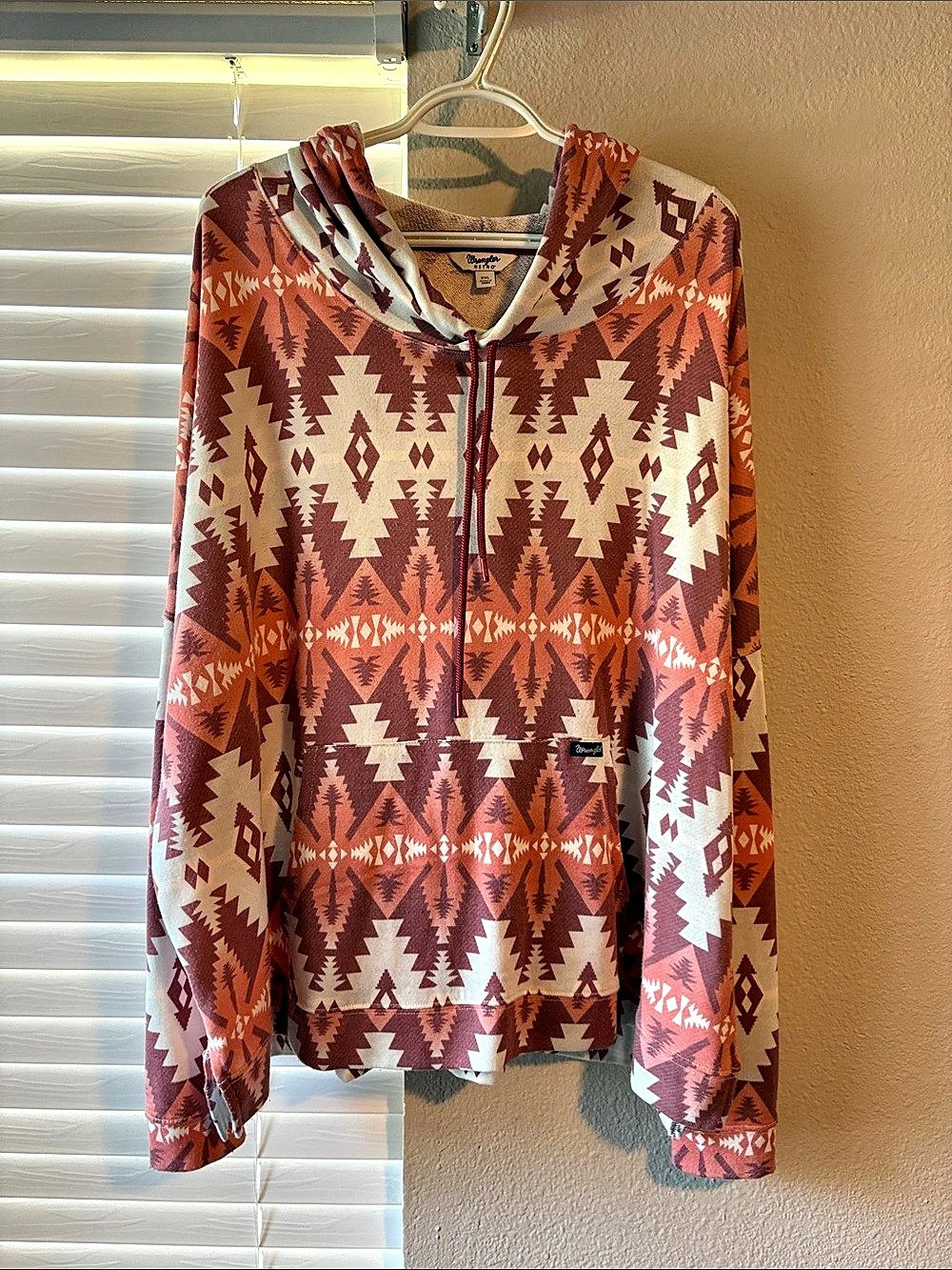 Wrangler Aztec Print Hoodie Red & White 2XL Like New
